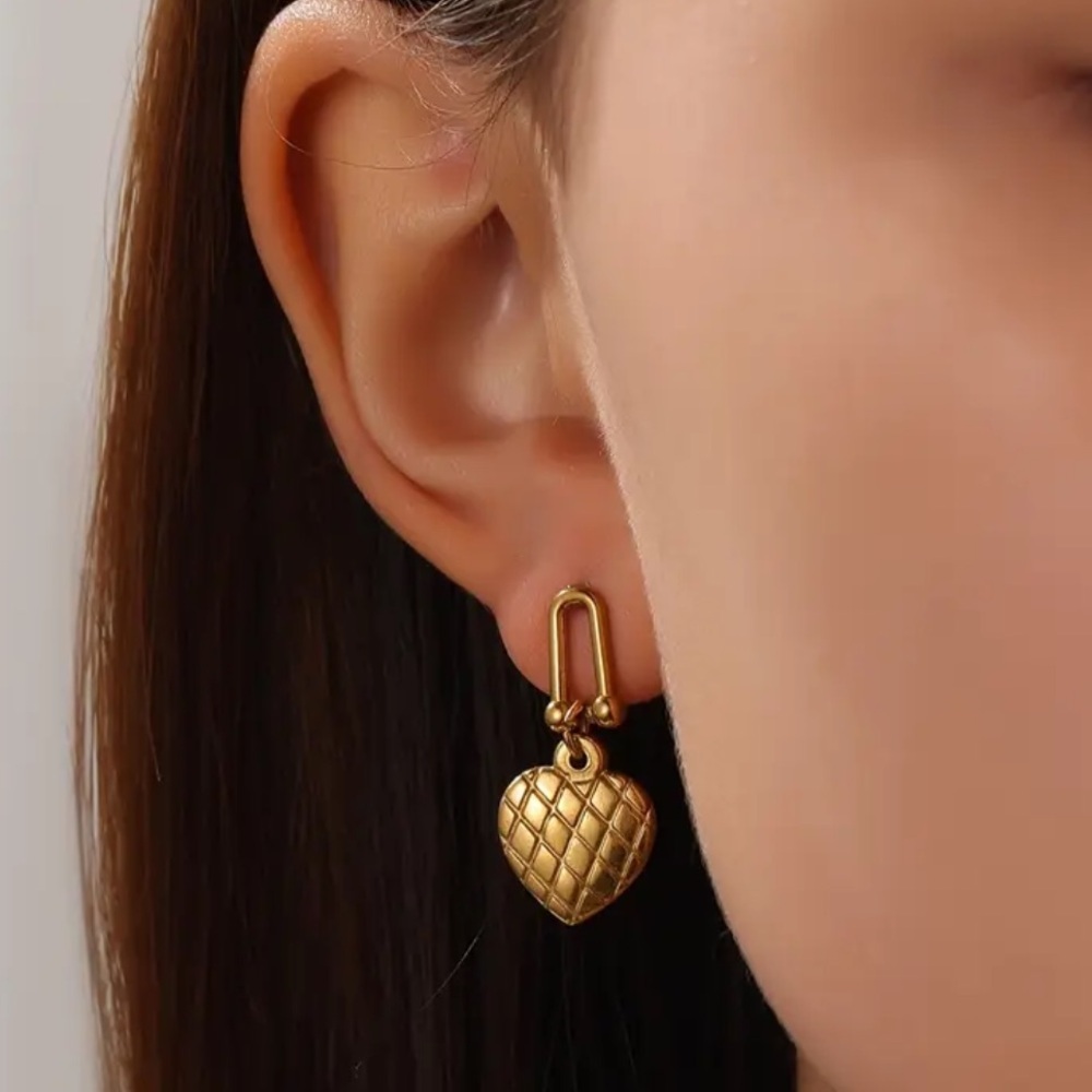 High-Elegance Heart Dangle Earrings with Woven Pattern – Vintage Boho chic